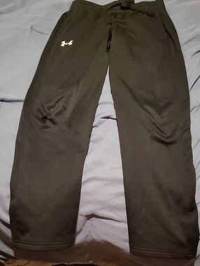 Under Armour Men’s Black Jogger Sweatpants with Logo